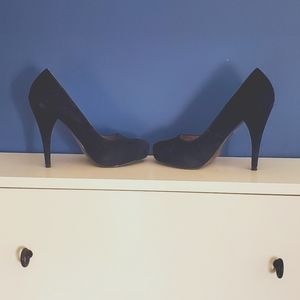 Vianni Collection Black Stilettos